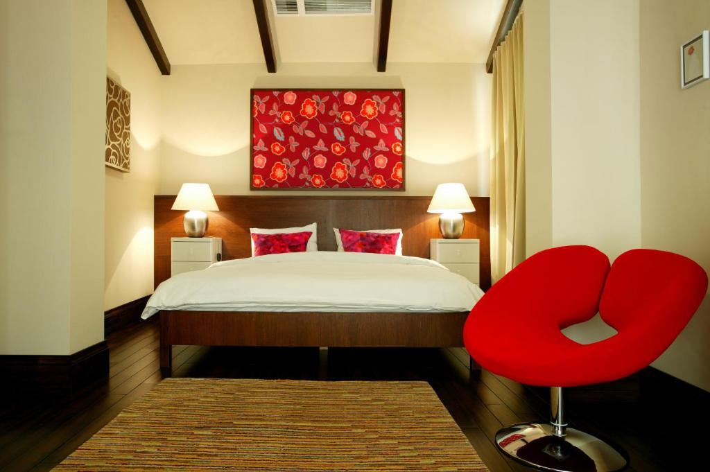 New York Suite with Access to Aqua Area